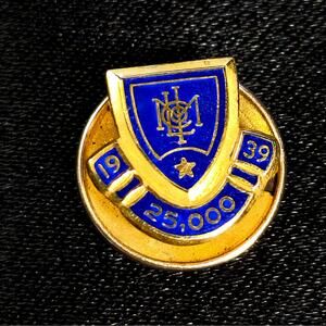 METROPOLITAN LIFE 1939 Employee Star Salesman 25,000 Award Pin